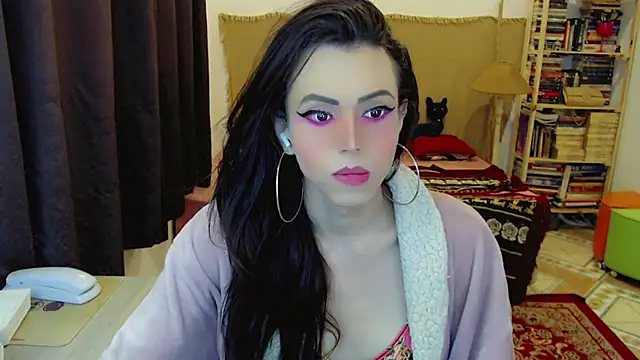 Snapshot of Sophie_Fantasys chatting on 6, 3, 2026 Sophie Fantasys online show from 6, 3, 2026