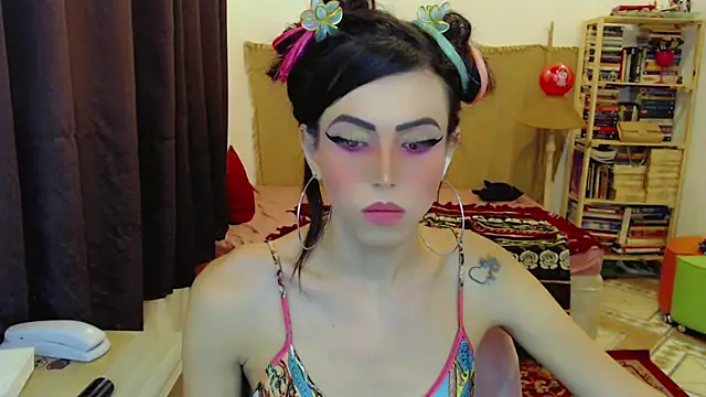 Snapshot of Sophie_Fantasys chatting on 7, 3, 2026 Sophie Fantasys online show from 7, 3, 2026