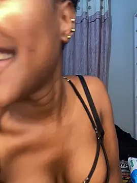 Snapshot of hot_daily chatting on 28, 10, 2025 hot daily online show from 28, 10, 2025