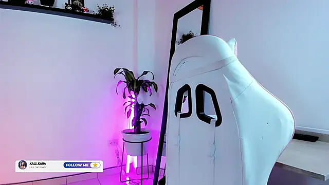 Snapshot of kali_ka_ chatting on 27, 10, 2025 kali ka online show from 27, 10, 2025