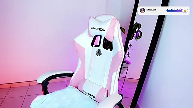 Snapshot of kali_ka_ chatting on 10, 11, 2025 kali ka online show from 10, 11, 2025