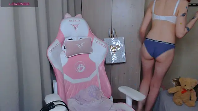 LeahGottty online show from 9, 10, 2025