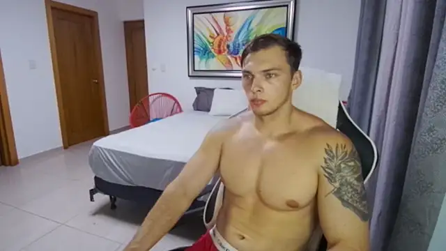 Snapshot of YourHotGreg chatting on 25, 9, 2025 YourHotGreg online show from 25, 9, 2025