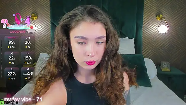 Snapshot of Anna_Way chatting on 13, 10, 2025 Anna Way online show from 13, 10, 2025