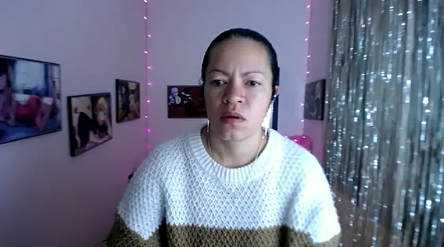 Cristal w online show from 18, 2, 2025