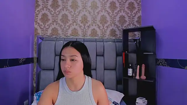 Lila Pinky online show from 23, 10, 2025