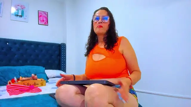 ClayrRosse online show from 20, 10, 2025