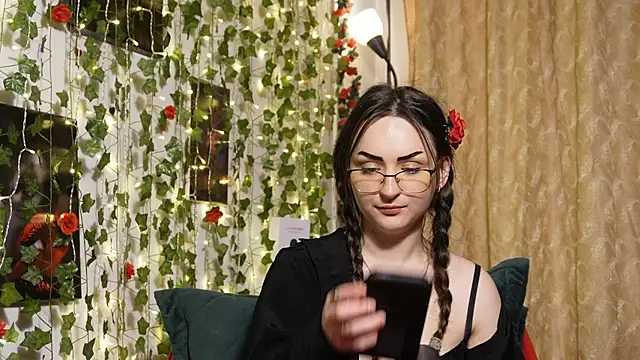 NaughtYHomemadE online show from 29, 3, 2026