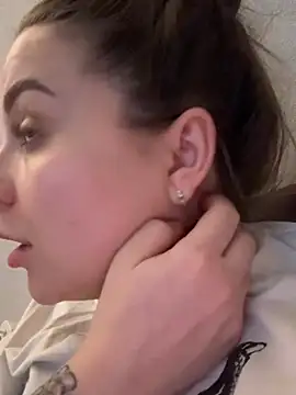 ellie ssexy online show from 1, 3, 2026