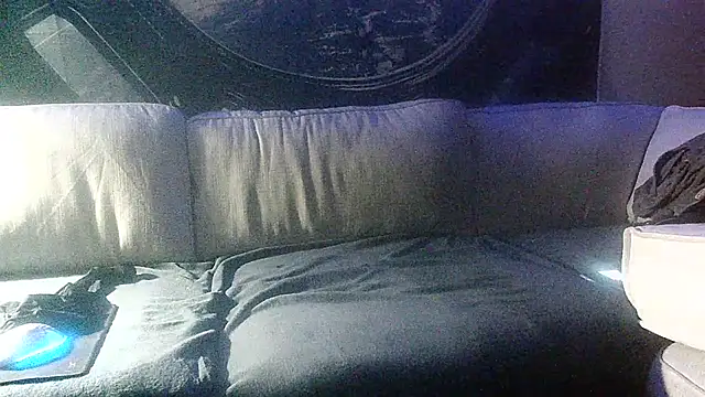 Snapshot of UntidyStrip9 chatting on 5, 2, 2026 UntidyStrip9 online show from 5, 2, 2026