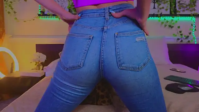 Snapshot of Real_Tini chatting on 16, 1, 2025 Real Tini online show from 16, 1, 2025