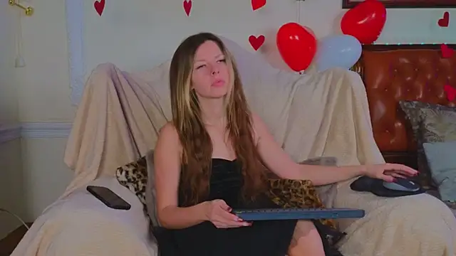 Snapshot of Real_Tini chatting on 17, 2, 2025 Real Tini online show from 17, 2, 2025