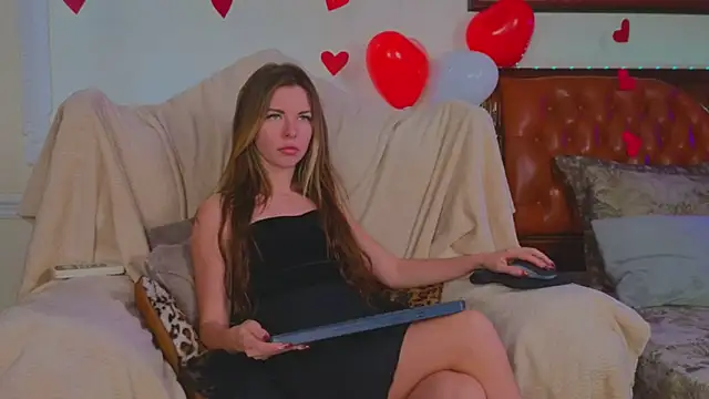 Snapshot of Real_Tini chatting on 17, 2, 2025 Real Tini online show from 17, 2, 2025