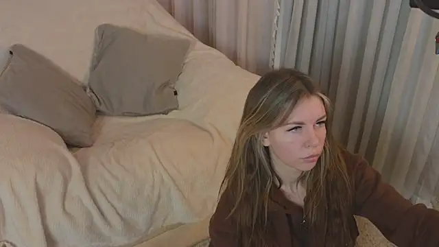 Snapshot of Real_Tini chatting on 20, 3, 2025 Real Tini online show from 20, 3, 2025