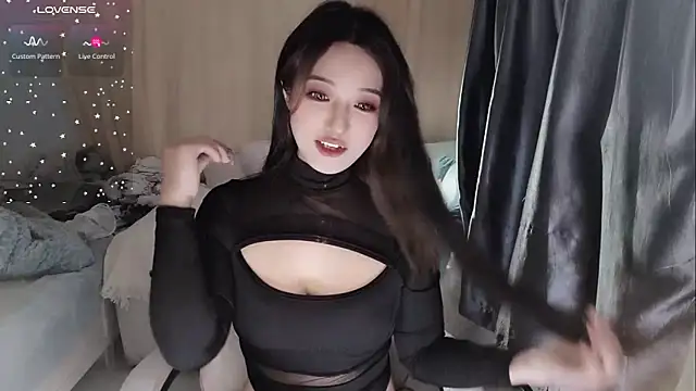 Ti amo UU online show from 31, 1, 2025