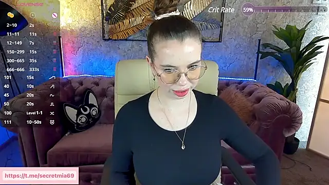 SecretDesireMe online show from 1, 2, 2025