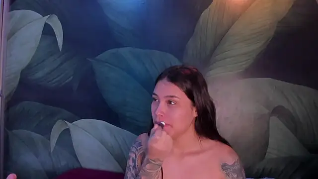 Snapshot of sweett_dirty chatting on 25, 1, 2025 sweett dirty online show from 25, 1, 2025