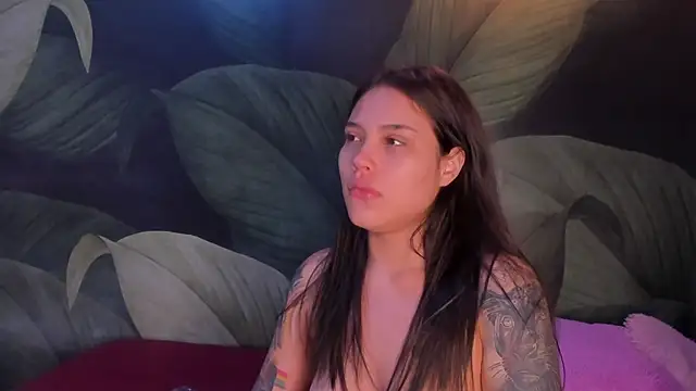 Snapshot of sweett_dirty chatting on 21, 2, 2025 sweett dirty online show from 21, 2, 2025