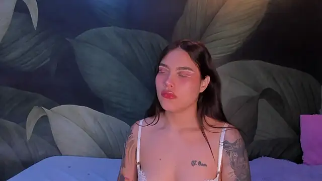 Snapshot of sweett_dirty chatting on 14, 3, 2025 sweett dirty online show from 14, 3, 2025