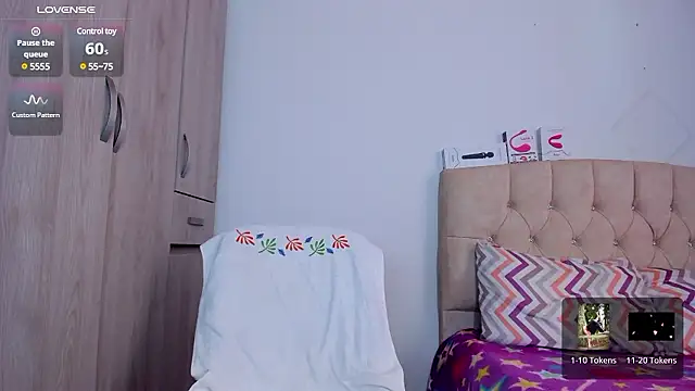 emily1  online show from 7, 12, 2024