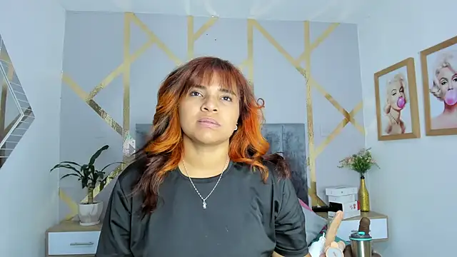 angelina castroo online show from 18, 1, 2025