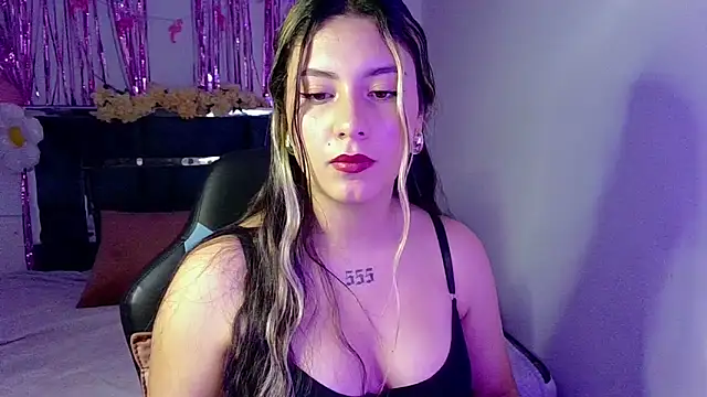 Lia 14  online show from 13, 10, 2025