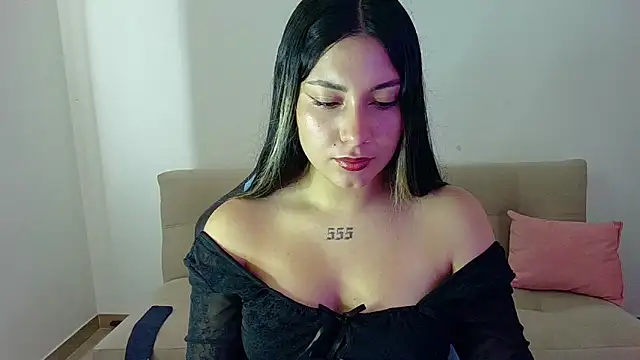 Lia 14  online show from 14, 4, 2026