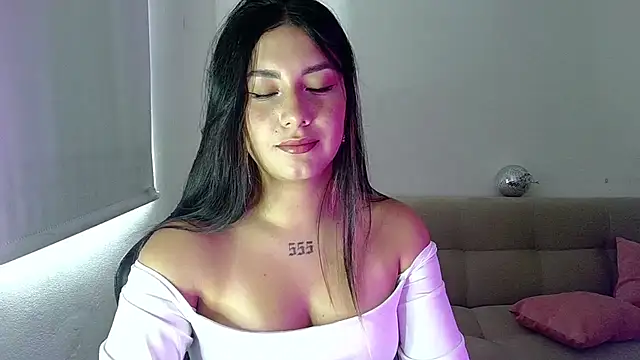 Lia 14  online show from 29, 7, 2026