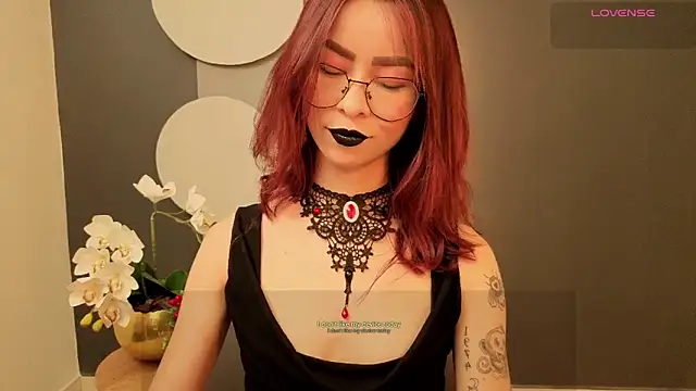 Snapshot of rosse_98_ chatting on 17, 12, 2025 rosse 98 online show from 17, 12, 2025