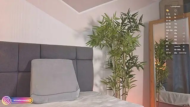 Snapshot of missatenea chatting on 1, 11, 2025 missatenea online show from 1, 11, 2025