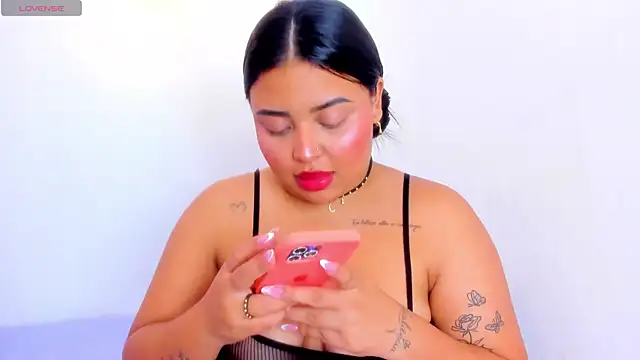 Emily cooper20 online show from 19, 12, 2024