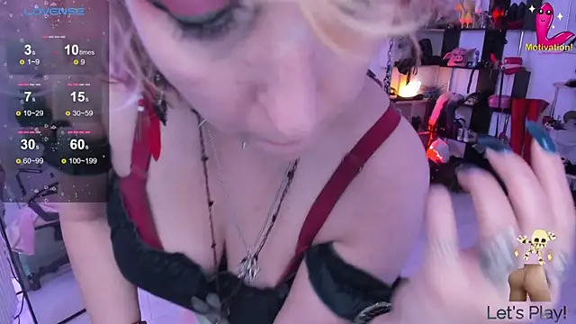 Snapshot of GinaMiracle chatting on 21, 10, 2025 GinaMiracle online show from 21, 10, 2025