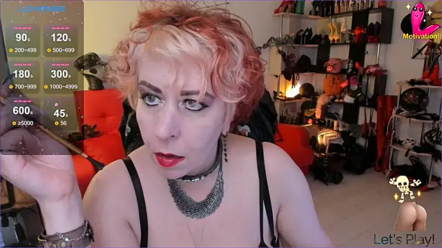 Snapshot of GinaMiracle chatting on 7, 11, 2025 GinaMiracle online show from 7, 11, 2025