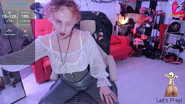 Snapshot of GinaMiracle chatting on 14, 11, 2025 GinaMiracle online show from 14, 11, 2025