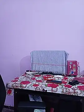 Snapshot of reemacouple007 chatting on 26, 6, 2026 reemacouple007 online show from 26, 6, 2026