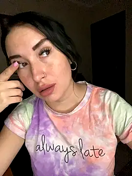 Snapshot of Roxana_Bell chatting on 23, 10, 2025 Roxana Bell online show from 23, 10, 2025