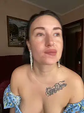 Roxana Bell online show from 6, 3, 2026