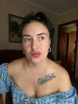 Snapshot of Roxana_Bell chatting on 8, 7, 2026 Roxana Bell online show from 8, 7, 2026