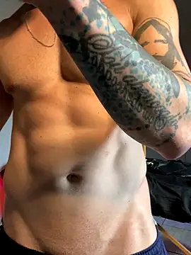 Snapshot of MachineDien chatting on 28, 9, 2025 MachineDien online show from 28, 9, 2025