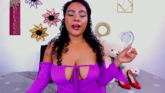 Snapshot of paolitakens chatting on 20, 10, 2025 paolitakens online show from 20, 10, 2025
