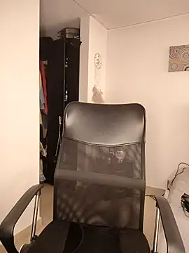 tata laima   online show from 11, 3, 2025