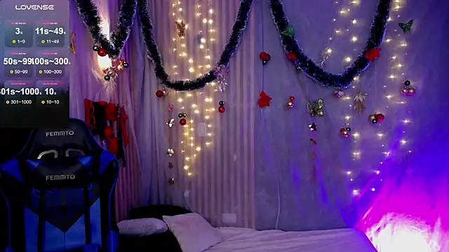 Snapshot of BLACKTSUKI7_ chatting on 8, 1, 2025 BLACKTSUKI7 online show from 8, 1, 2025