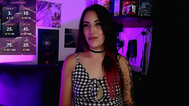 Snapshot of BLACKTSUKI7_ chatting on 18, 11, 2025 BLACKTSUKI7 online show from 18, 11, 2025