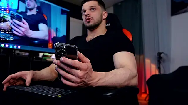 Snapshot of danielkraigforu chatting on 22, 2, 2026 danielkraigforu online show from 22, 2, 2026