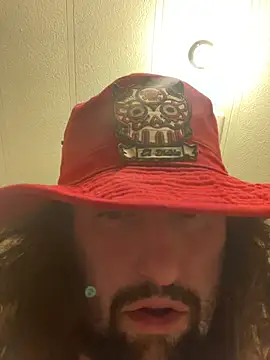 Snapshot of BobbyQ29 chatting on 4, 12, 2025 BobbyQ29 online show from 4, 12, 2025