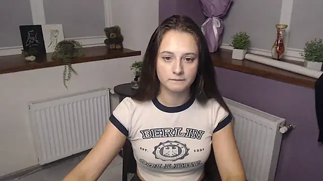 Snapshot of Caramel_bunny chatting on 10, 12, 2024 Caramel bunny online show from 10, 12, 2024