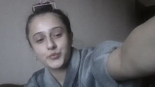 Snapshot of Caramel_bunny chatting on 12, 3, 2025 Caramel bunny online show from 12, 3, 2025