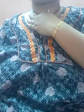 Ravina patil1 online show from 5, 3, 2025