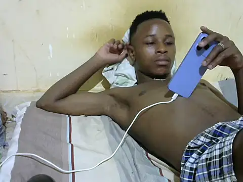 Snapshot of swthairydic chatting on 4, 12, 2025 swthairydic online show from 4, 12, 2025