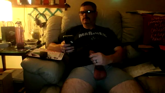 Snapshot of Billythekidd1978 chatting on 12, 11, 2025 Billythekidd1978 online show from 12, 11, 2025